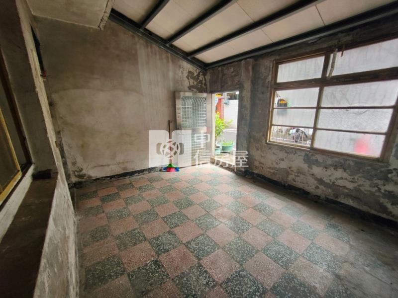 華勛低總價透天(需整理)房屋室內格局與周邊環境