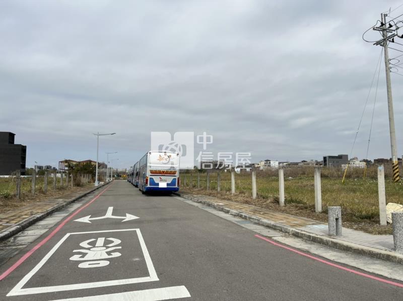 14期馬禮遜旁百坪建地(專任)房屋室內格局與周邊環境