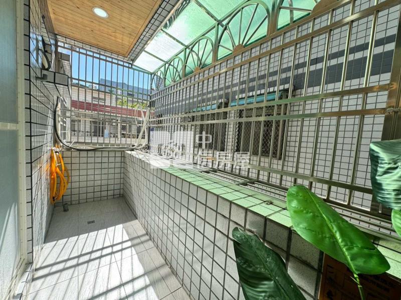 平安南街 全新裝潢美三房房屋室內格局與周邊環境