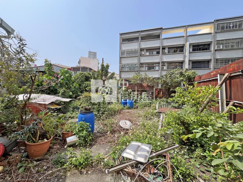 東區雙面臨路住三建地房屋室內格局與周邊環境