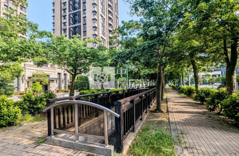 @店長推薦,出價就談@台中.萬貫財寶475坪建地.面寬40米房屋室內格局與周邊環境