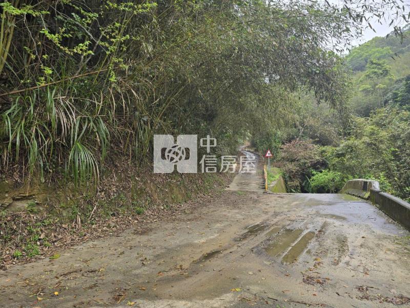 2J23八燕坑農牧地房屋室內格局與周邊環境