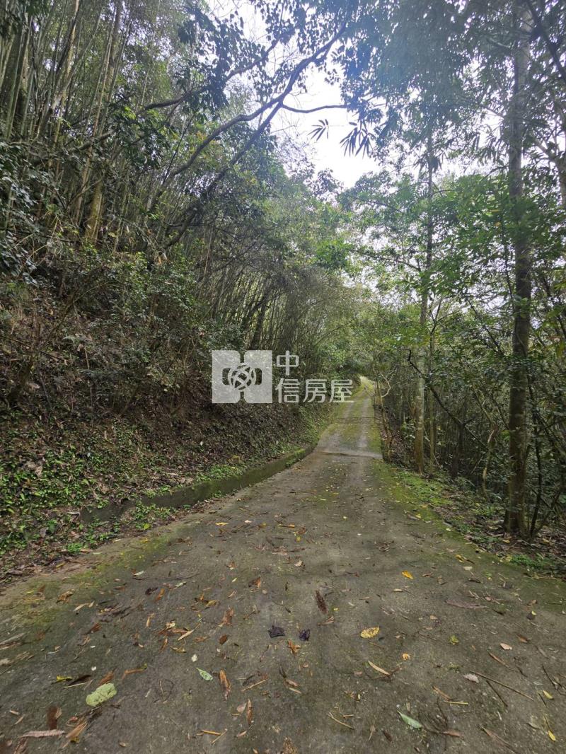 2J23八燕坑農牧地房屋室內格局與周邊環境