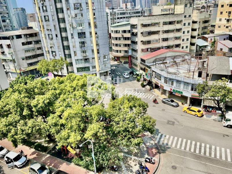 臺灣大道園道旁美視野套房(專任)房屋室內格局與周邊環境