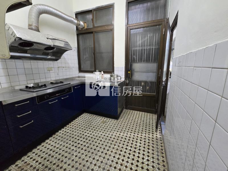 平鎮南平路低總價透天房屋室內格局與周邊環境