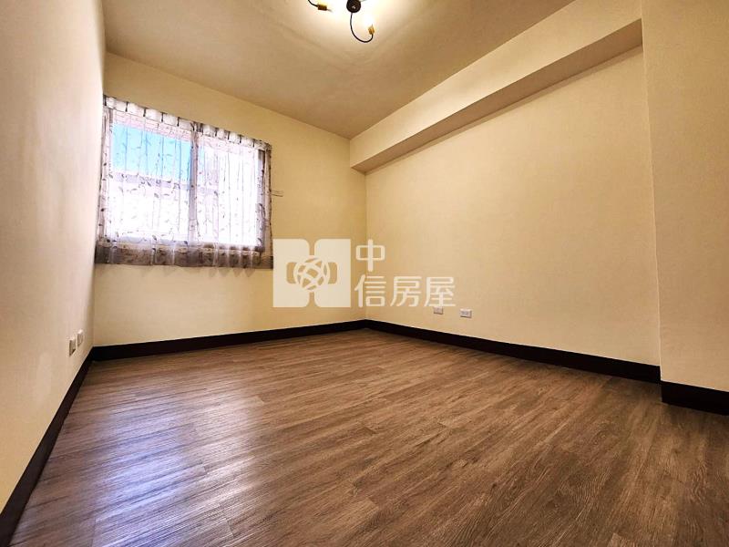 近新平國小3房華廈房屋室內格局與周邊環境