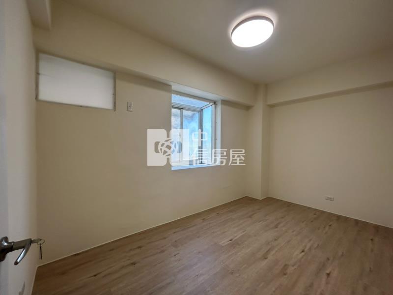 中壢體育園區旁精美四房房屋室內格局與周邊環境