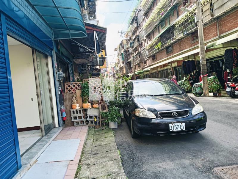 華勛一樓店住房屋室內格局與周邊環境