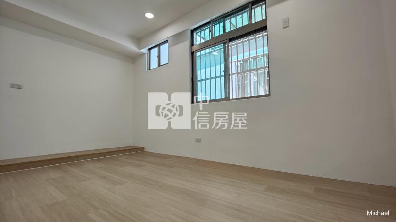 好事多旁前院別墅房屋室內格局與周邊環境