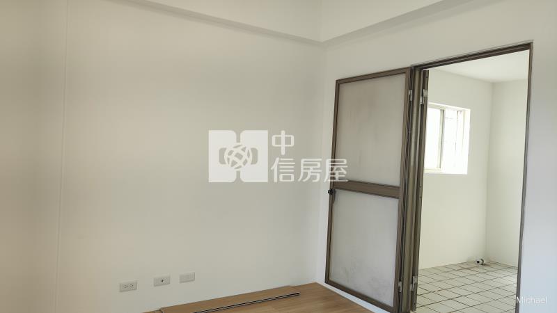 好事多旁前院別墅房屋室內格局與周邊環境