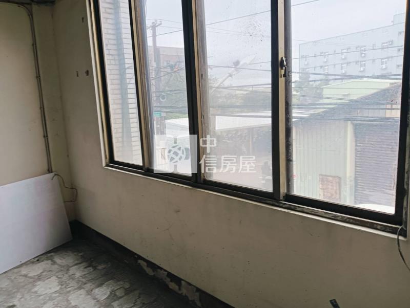 中央大學大坪數店面房屋室內格局與周邊環境