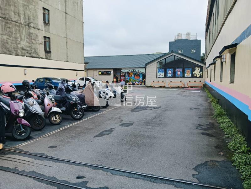 中央大學大坪數店面房屋室內格局與周邊環境