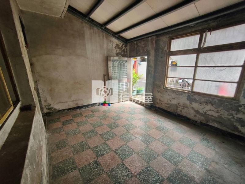 華勛低總價透天房屋室內格局與周邊環境