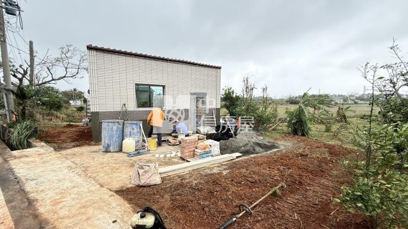 西濱道路全新資材室房屋室內格局與周邊環境