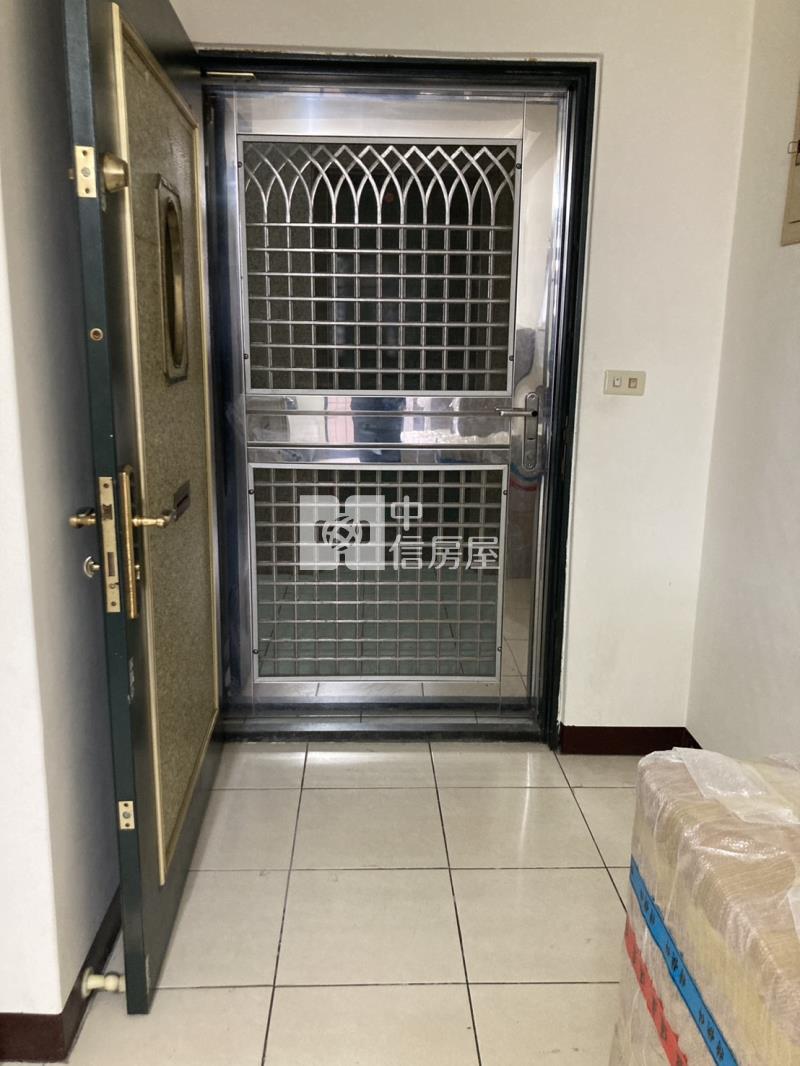 內壢國小太陽村三房輪抽車位房屋室內格局與周邊環境