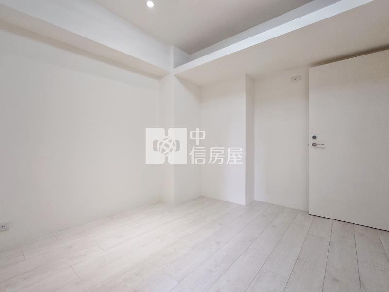 桂冠歐洲2+1房平車房屋室內格局與周邊環境