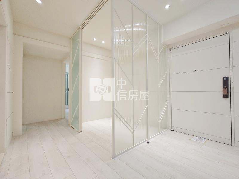桂冠歐洲2+1房平車房屋室內格局與周邊環境