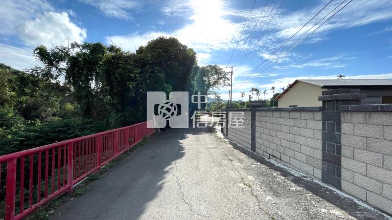 新社市中心都計內農地合法農舍豪邸房屋室內格局與周邊環境