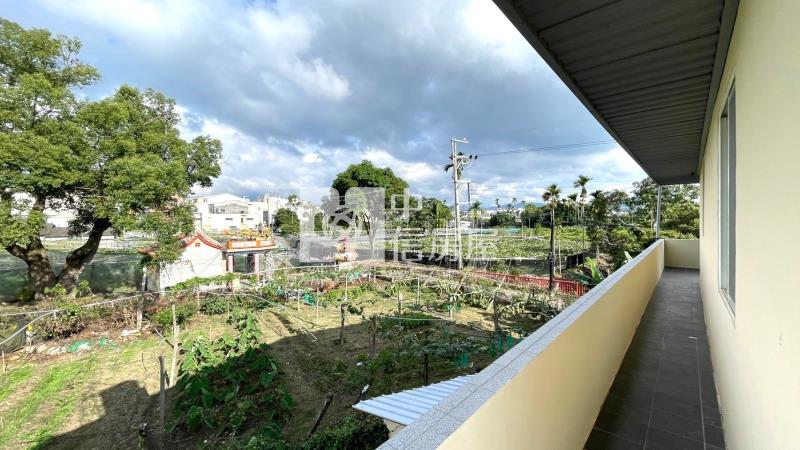 新社市中心都計內農地合法農舍豪邸房屋室內格局與周邊環境