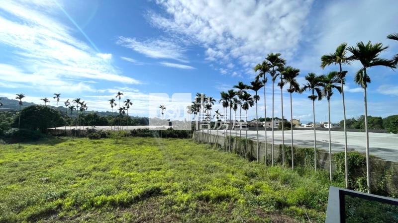 新社市中心都計內農地合法農舍豪邸房屋室內格局與周邊環境