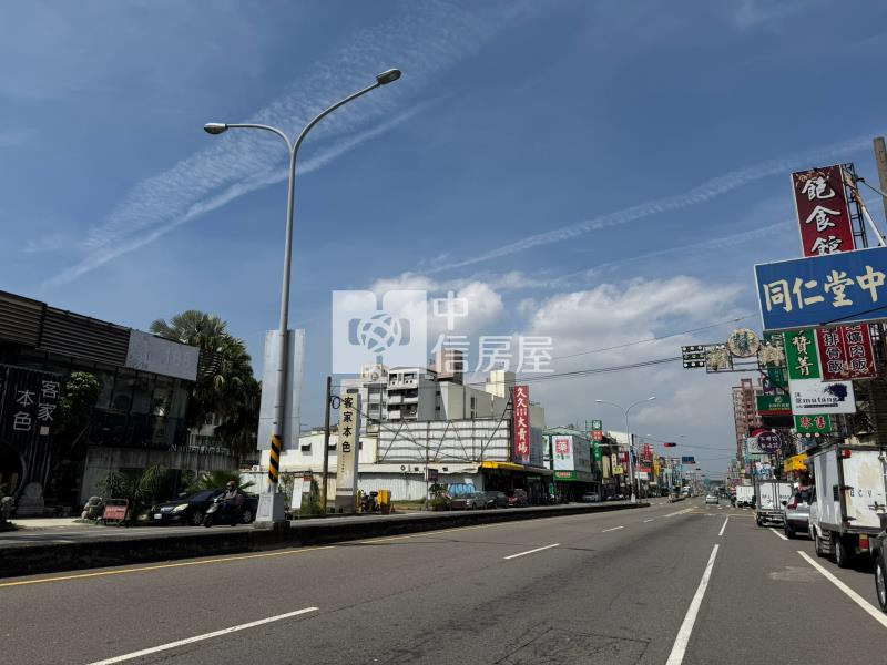 軟體園區便宜免整理透天房屋室內格局與周邊環境