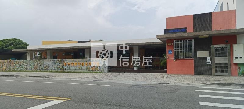 田中東閔路旁車庫別墅房屋室內格局與周邊環境