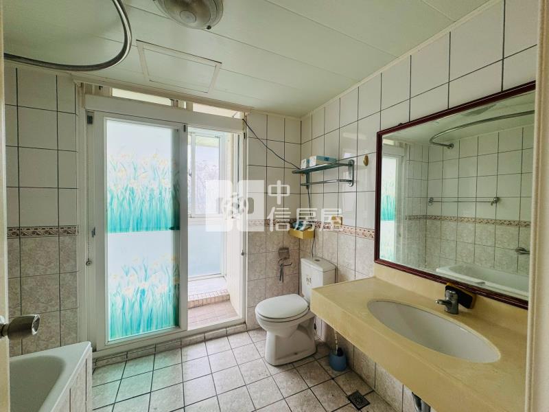 ●綠葉山莊前區透天房屋室內格局與周邊環境