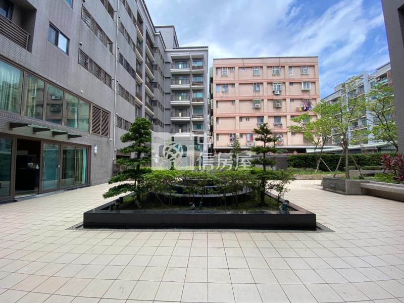 捷運晶美一樓庭院房屋室內格局與周邊環境
