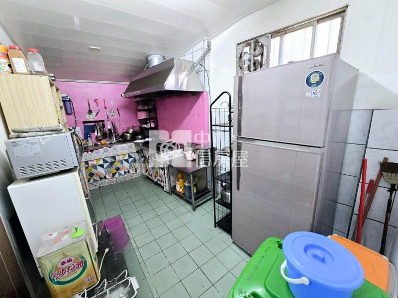 公館網美店透天房屋室內格局與周邊環境
