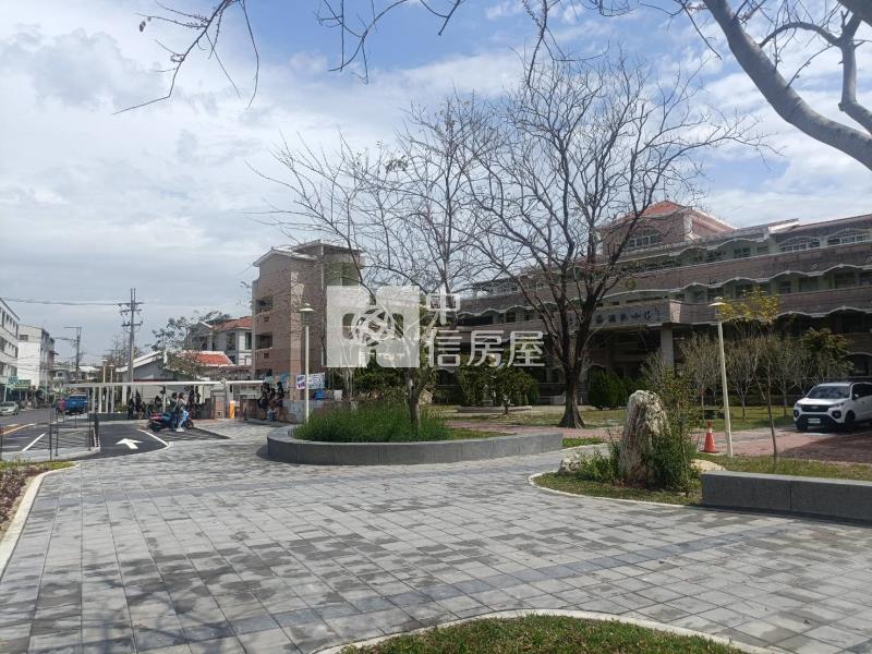 佳里市中心豪宅建地房屋室內格局與周邊環境