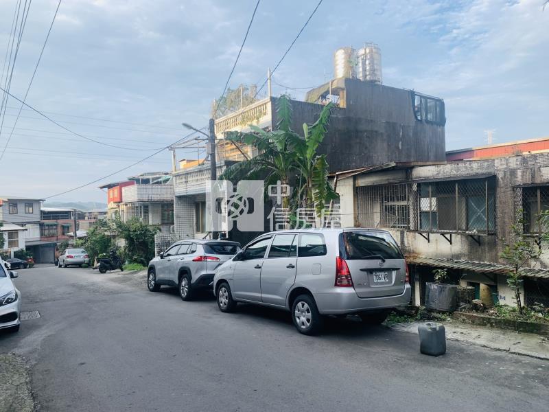 F-12基隆長安透天厝房屋室內格局與周邊環境