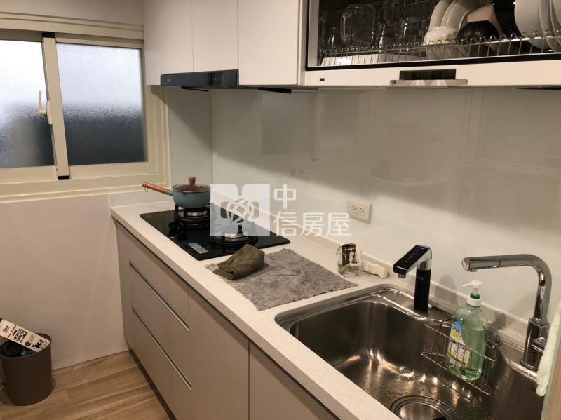 逢甲金財神美裝潢屋房屋室內格局與周邊環境