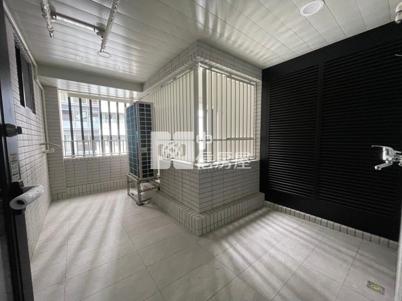 勤美忠泰老佛爺豪宅雙平車房屋室內格局與周邊環境