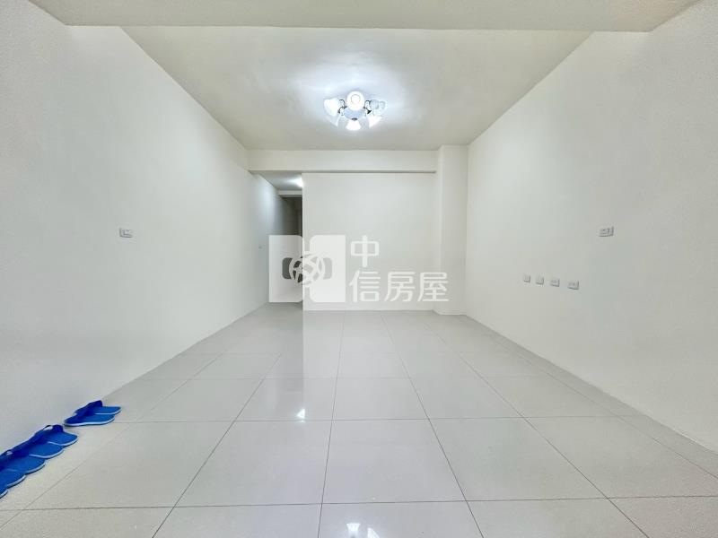 活路車庫透天房屋室內格局與周邊環境