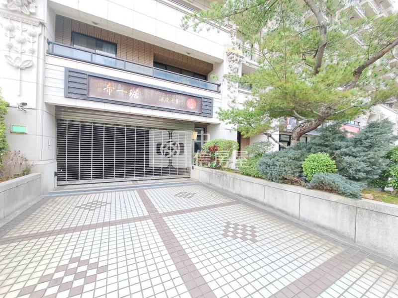 青埔高鐵A17帝一琚高樓三房車位房屋室內格局與周邊環境