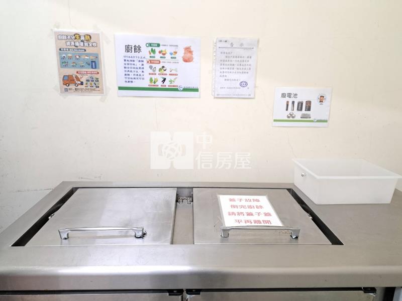 青埔高鐵A17帝一琚高樓三房車位房屋室內格局與周邊環境