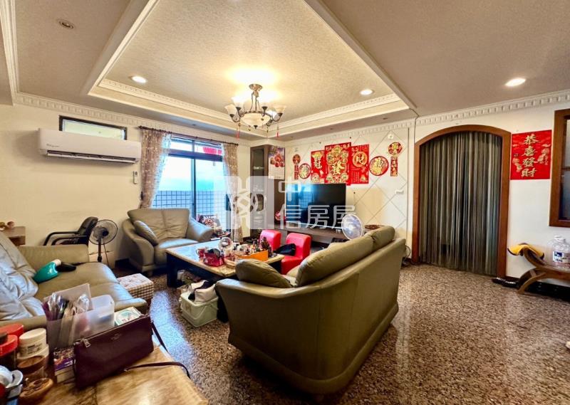 博愛國小大坪數住家房屋室內格局與周邊環境