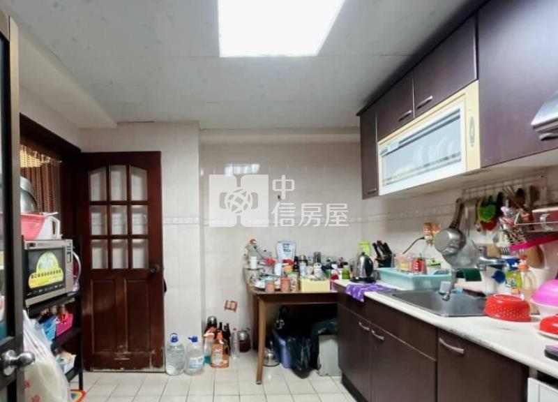 博愛國小大坪數住家房屋室內格局與周邊環境