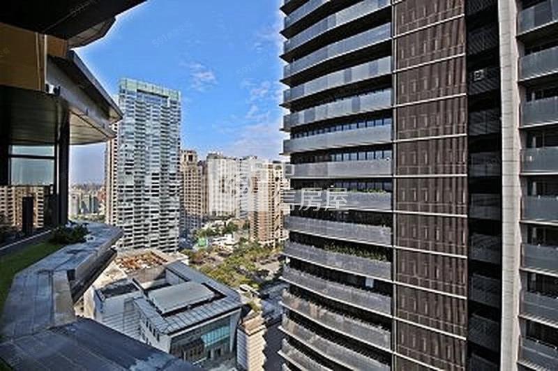 《潤隆NTC》西屯黃金雙車位商辦房屋室內格局與周邊環境