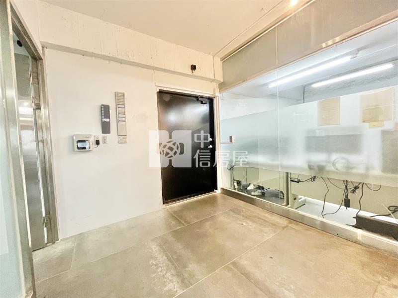 聖文心廣場超值商辦房屋室內格局與周邊環境