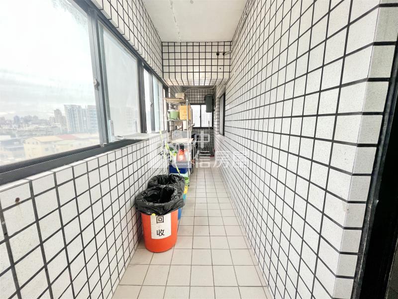 聖文心廣場超值商辦房屋室內格局與周邊環境
