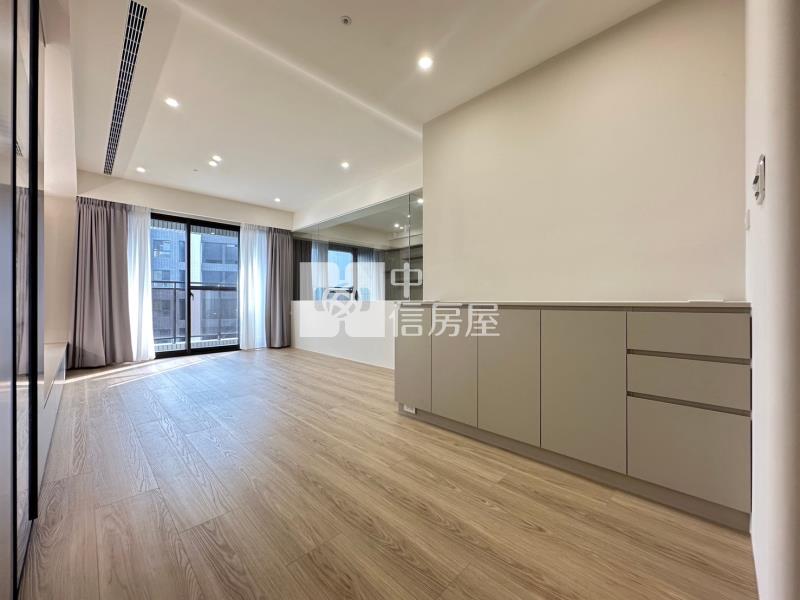 新光特區高樓層大三房精美裝潢尬平車房屋室內格局與周邊環境