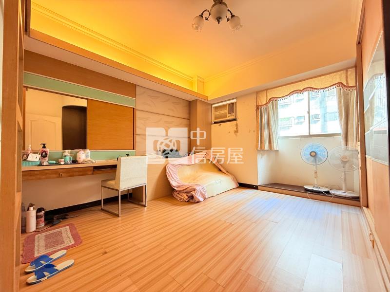 台南麗晶華廈三房(專任)房屋室內格局與周邊環境