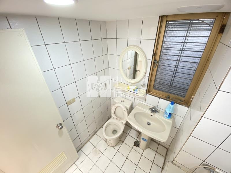 5U16桃園溫州公園低總三房房屋室內格局與周邊環境