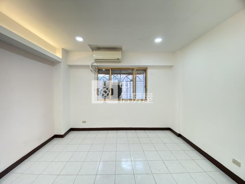 5U16桃園溫州公園低總三房房屋室內格局與周邊環境