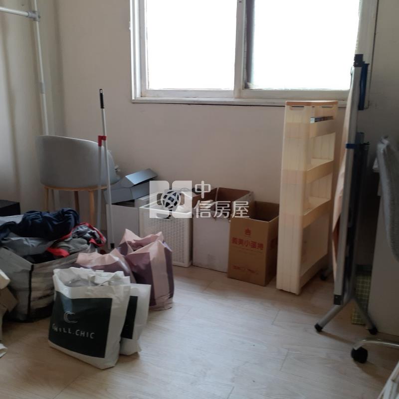 新光三越賺錢店住房屋室內格局與周邊環境