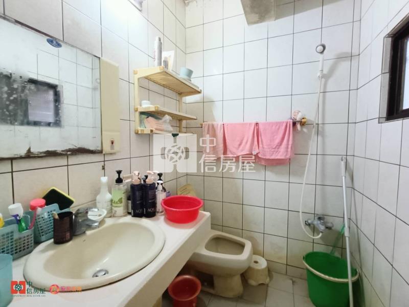 【安家】近忠貞國小龍岡稀有透天房屋室內格局與周邊環境