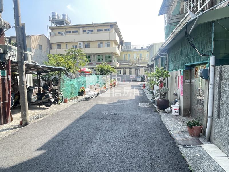 台南亞伯飯店邊△梯形方正住四建地房屋室內格局與周邊環境