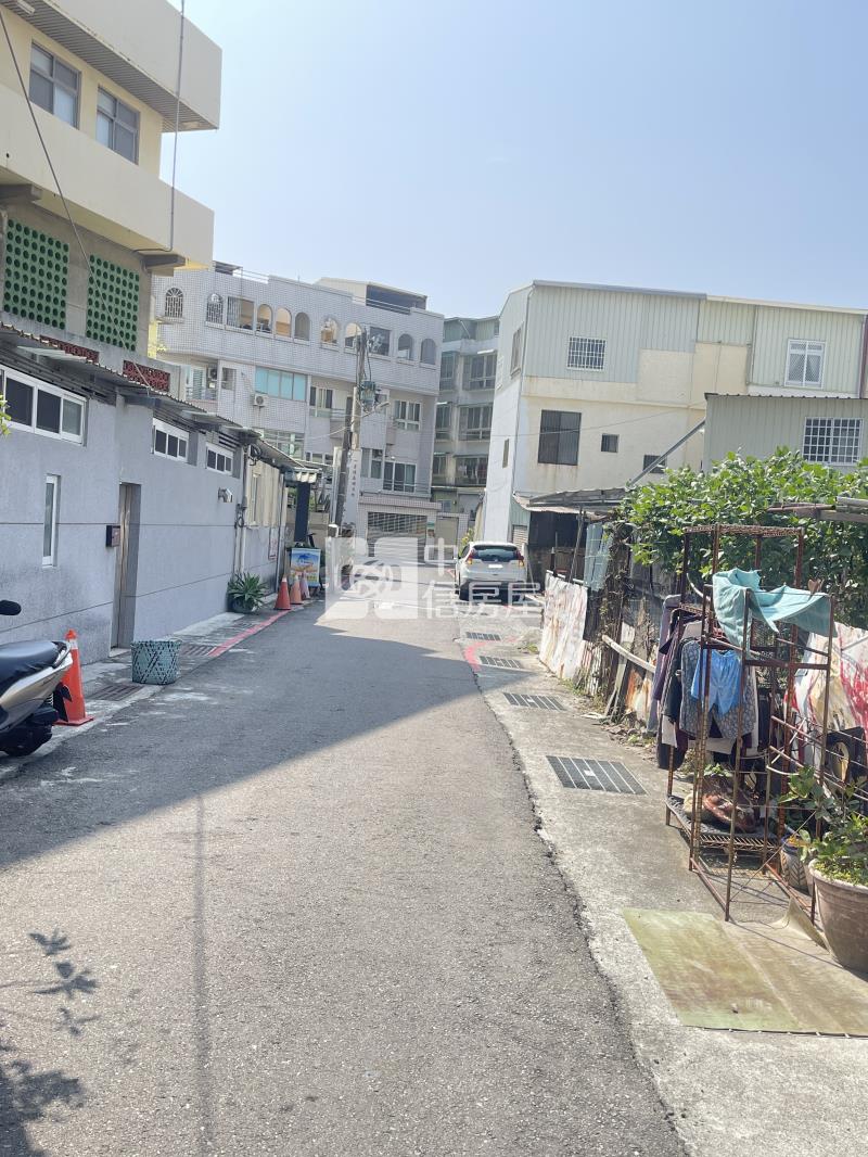 台南亞伯飯店邊△梯形方正住四建地房屋室內格局與周邊環境