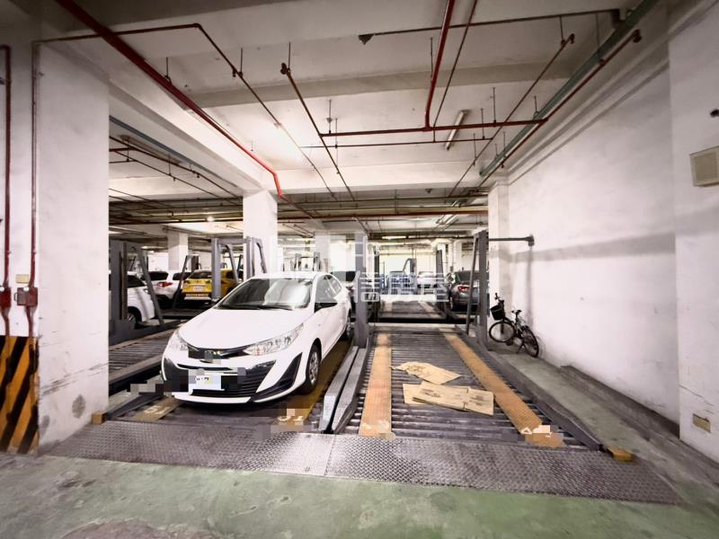昌平商圈川普皇家大三房車位房屋室內格局與周邊環境